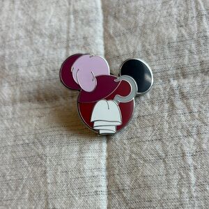 Disney Pins— Captain Hook blind box pin